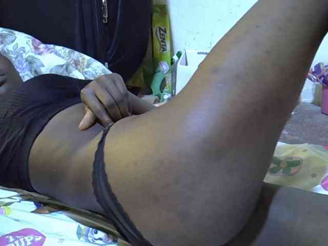 Cute-aliyah webcam