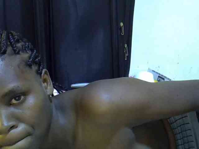 Cute-aliyah webcam