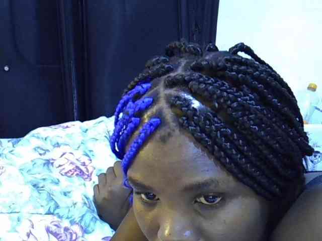 Cute-aliyah webcam