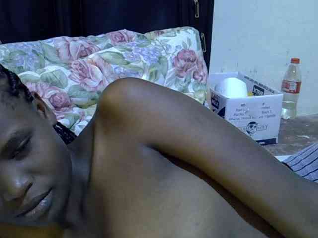 Cute-aliyah webcam