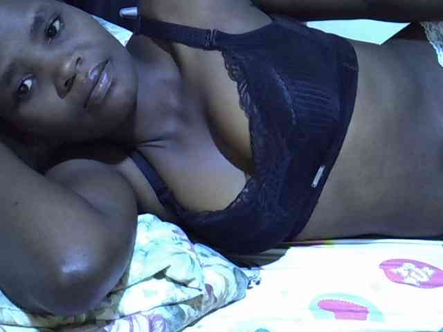 Cute-aliyah webcam