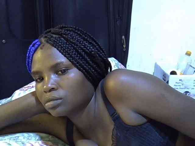 Cute-aliyah webcam