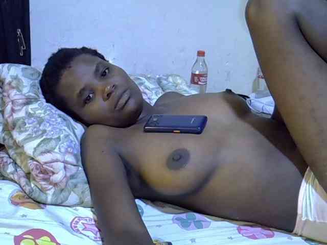 Cute-aliyah webcam
