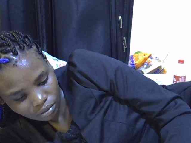 Cute-aliyah webcam