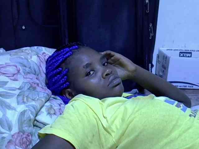 Cute-aliyah webcam