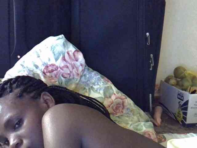 Cute-aliyah webcam