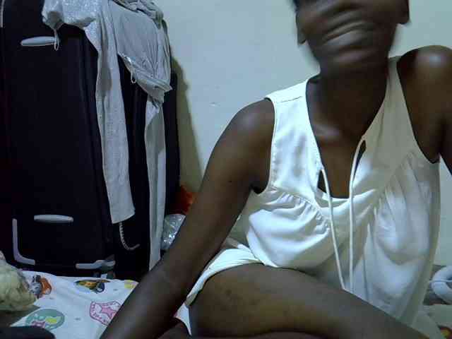 Cute-aliyah webcam