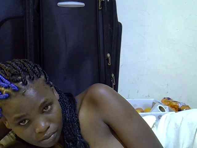 Cute-aliyah webcam