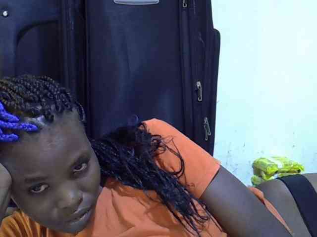 Cute-aliyah webcam