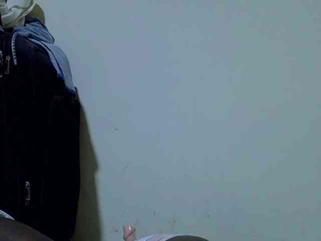 Cute-aliyah webcam