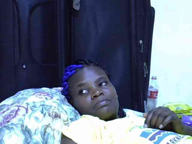 Cute-aliyah webcam