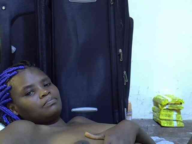 Cute-aliyah webcam