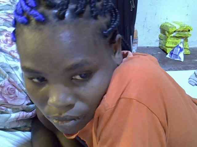 Cute-aliyah webcam