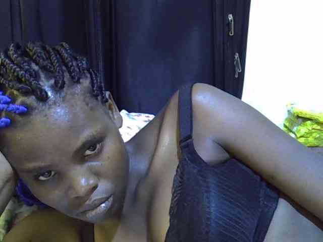 Cute-aliyah webcam