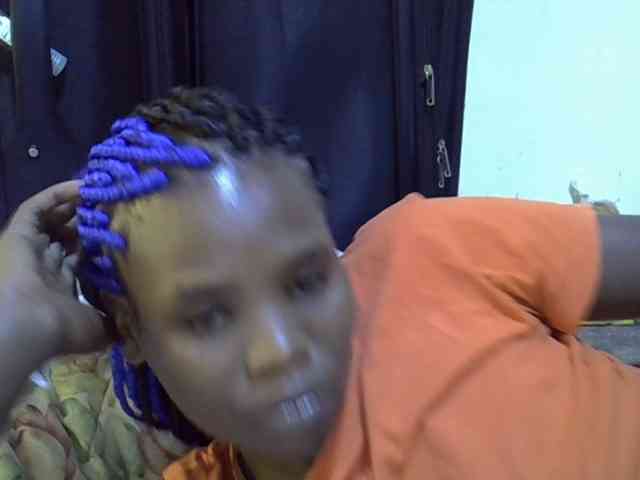 Cute-aliyah webcam