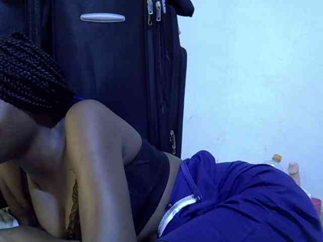 Cute-aliyah webcam