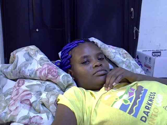 Cute-aliyah webcam