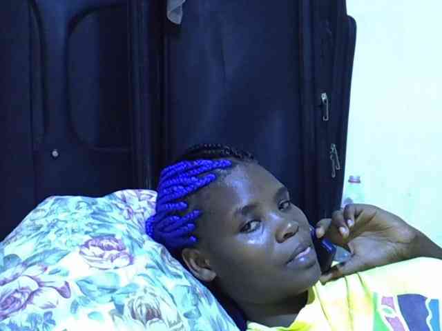Cute-aliyah webcam