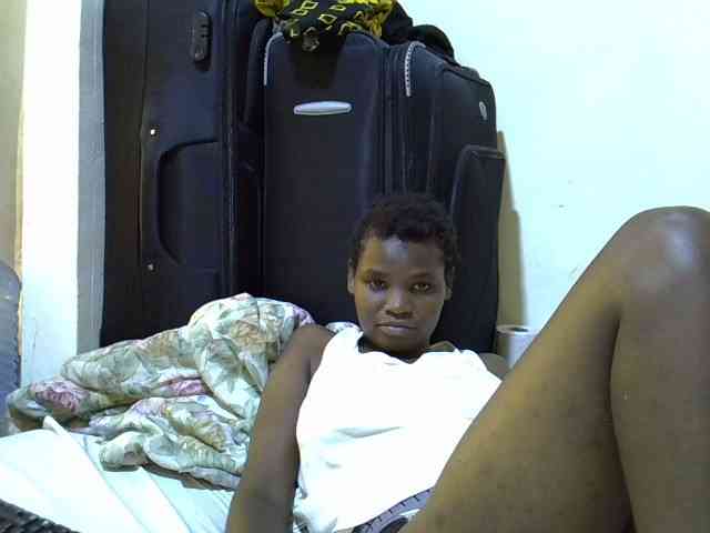 Cute-aliyah webcam