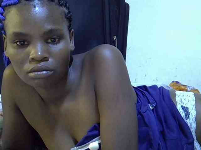 Cute-aliyah webcam