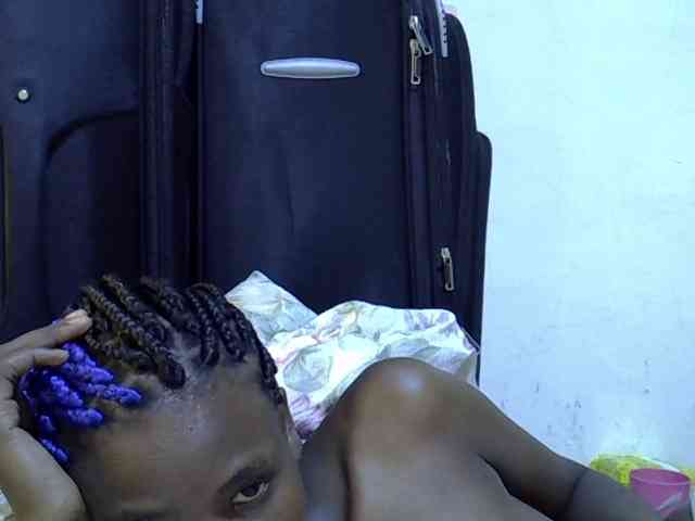 Cute-aliyah webcam
