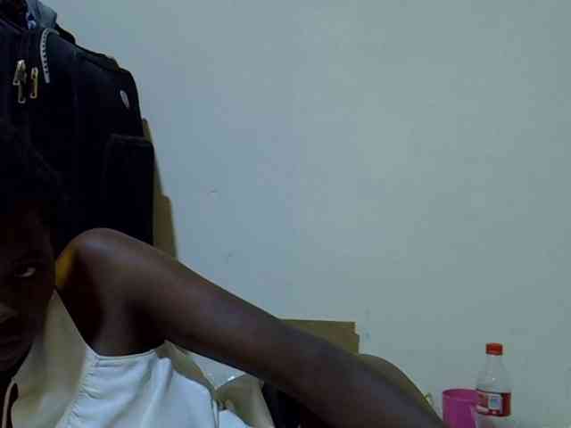 Cute-aliyah webcam