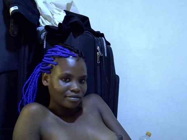 Cute-aliyah webcam