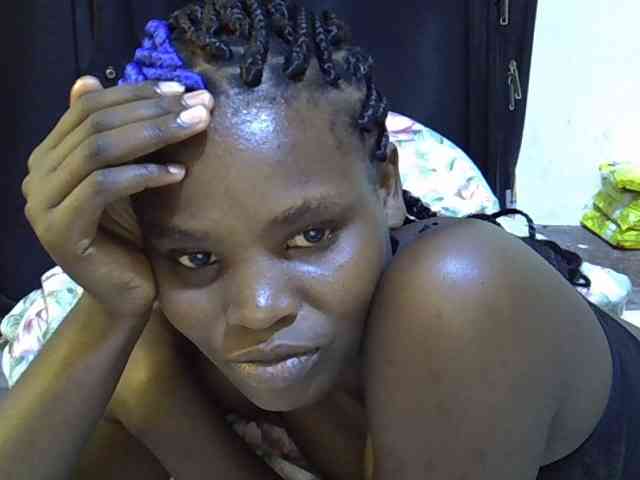 Cute-aliyah webcam