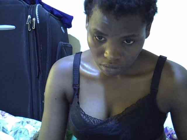 Cute-aliyah webcam