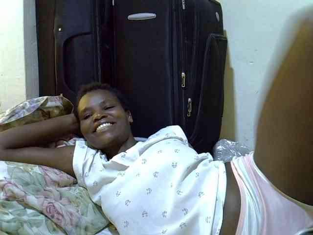 Cute-aliyah webcam