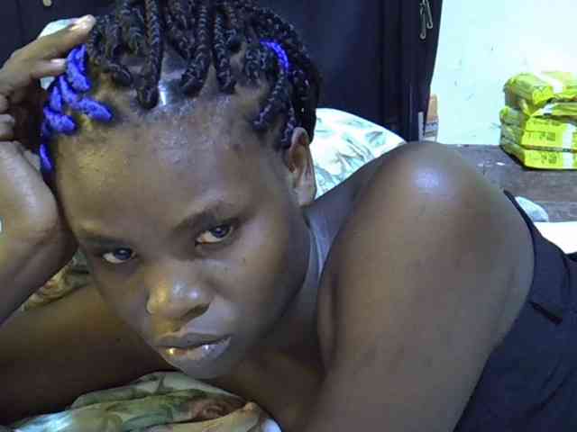 Cute-aliyah webcam