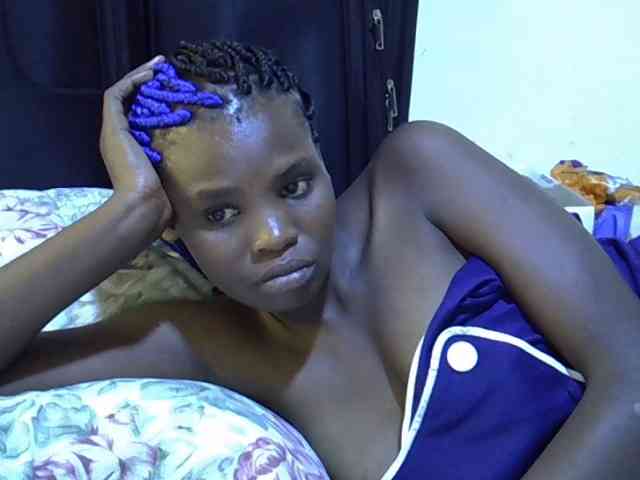 Cute-aliyah webcam