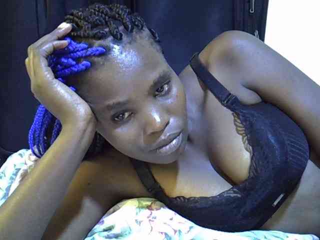 Cute-aliyah webcam