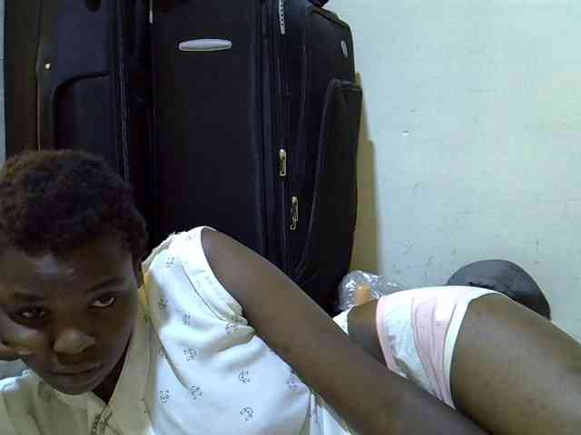 Cute-aliyah webcam