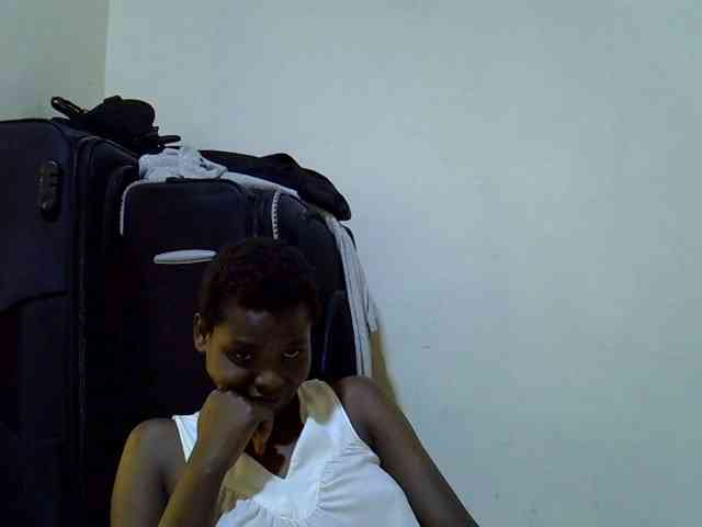 Cute-aliyah webcam