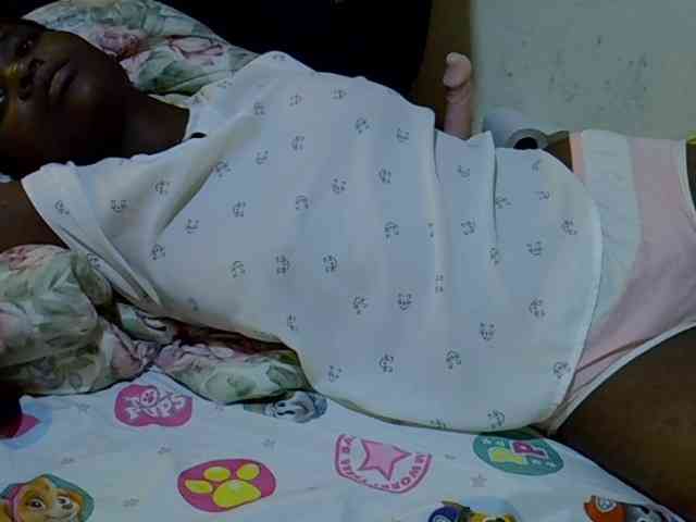 Cute-aliyah webcam