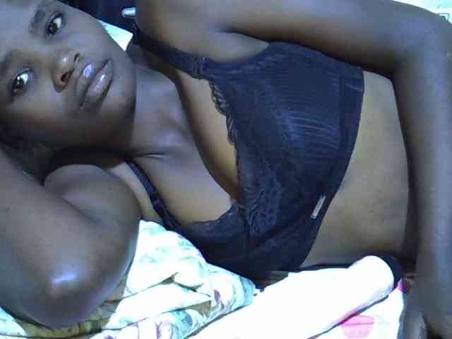 Cute-aliyah webcam