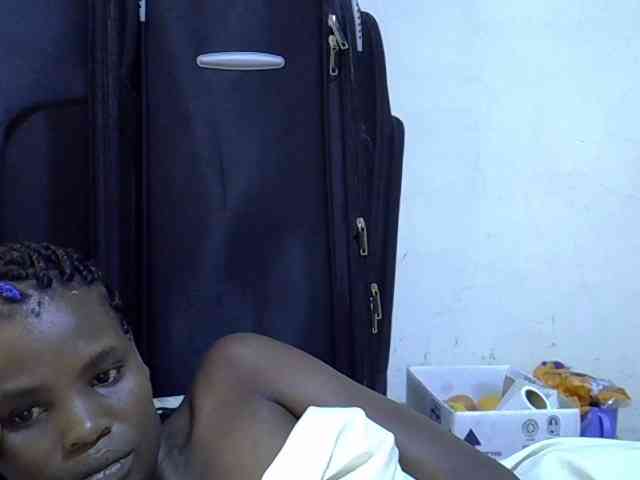 Cute-aliyah webcam