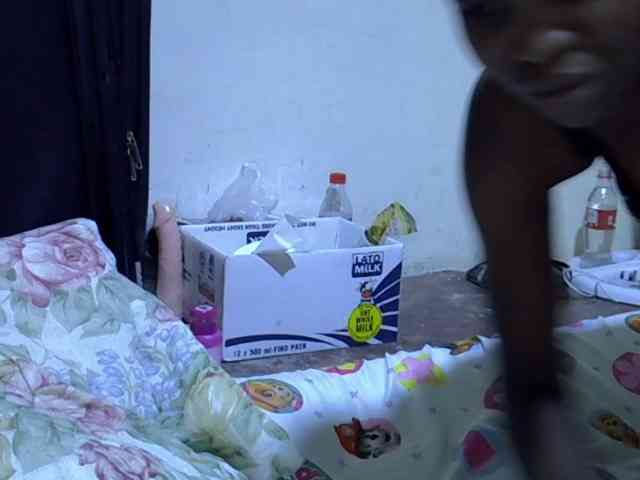 Cute-aliyah webcam