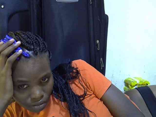Cute-aliyah webcam