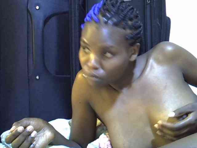 Cute-aliyah webcam