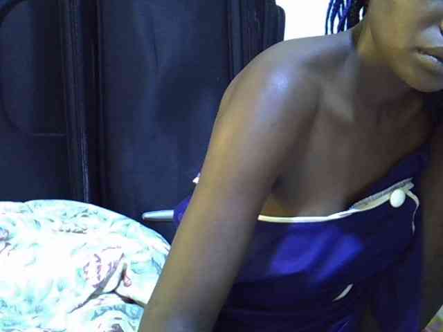 Cute-aliyah webcam