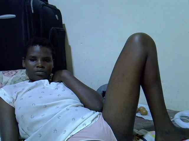 Cute-aliyah webcam