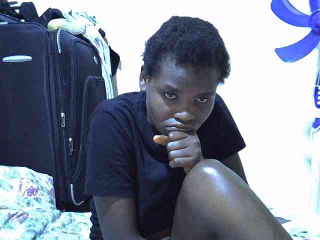 Cute-aliyah webcam
