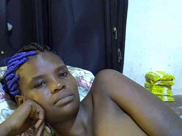 Cute-aliyah webcam