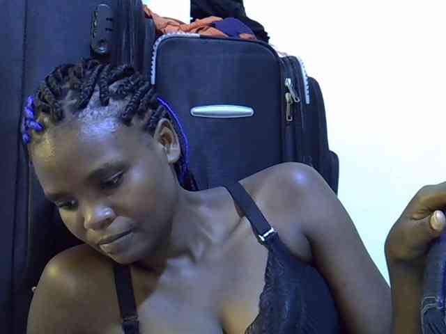 Cute-aliyah webcam