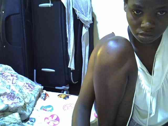 Cute-aliyah webcam