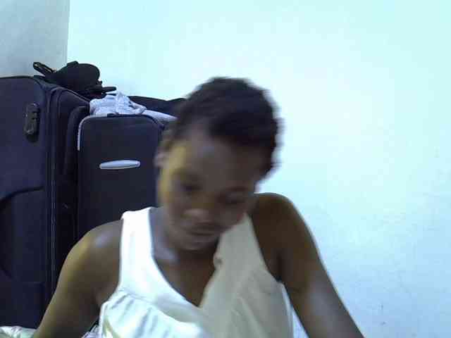 Cute-aliyah webcam