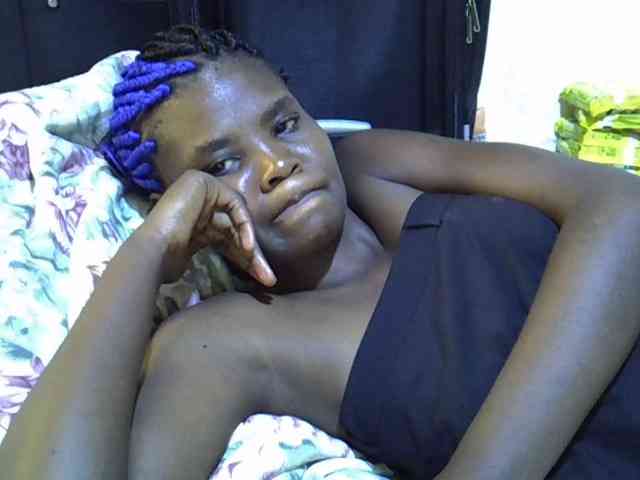 Cute-aliyah webcam