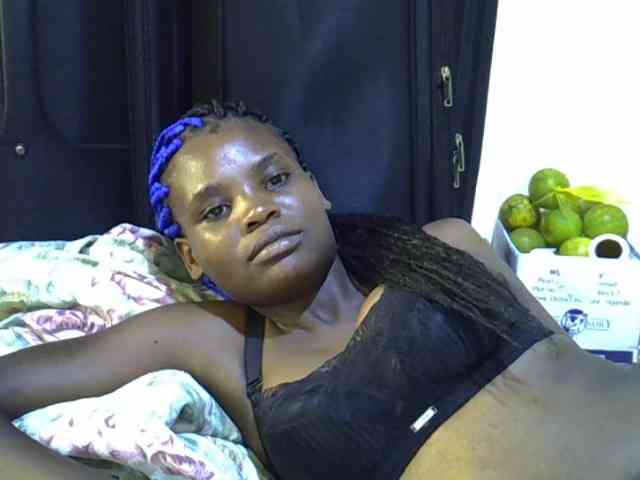 Cute-aliyah webcam
